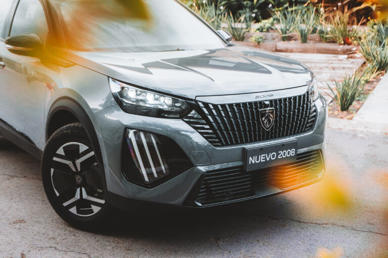 Nuevo Peugeot 2008, elegido por Autocosmos