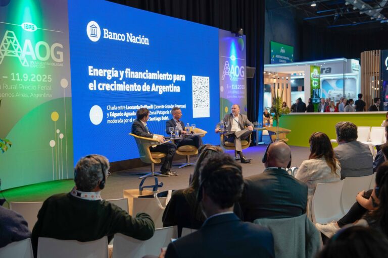 Panel de Banco Nación en la Expo Oil & Gas 2025 sobre energía y financiamiento para el crecimiento de Argentina