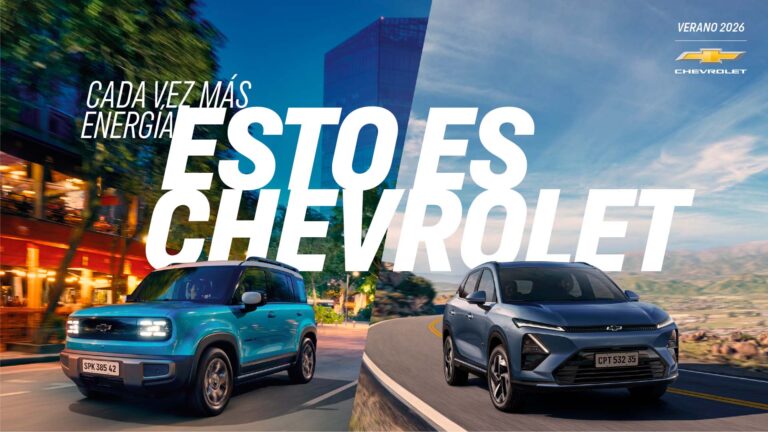 Campaña “Esto es Chevrolet” verano 2026 con modelos de la marca circulando en entornos urbanos y de ruta en la costa argentina