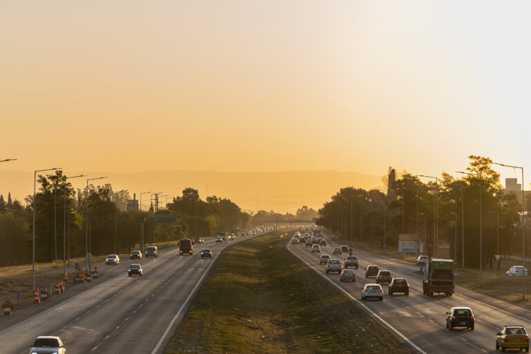 Claves de Experta Seguros para viajar seguro en ruta durante el recambio vacacional