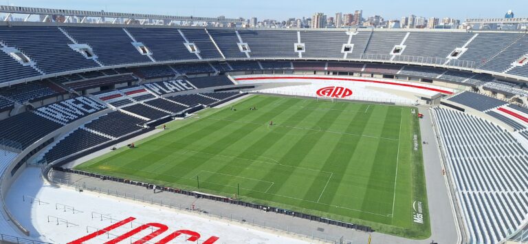 Vista general del estadio Mâs Monumental de River Plate, donde Personal activó su red 5G exclusiva para mejorar la conectividad en eventos masivos
