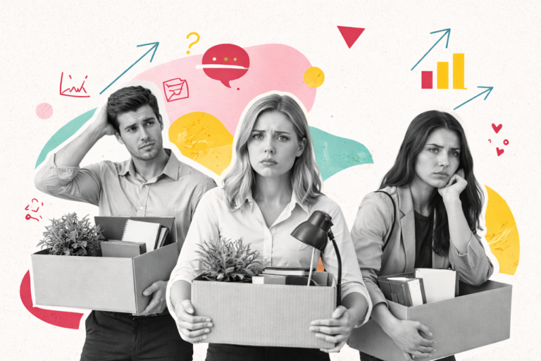 Profesionales con pertenencias personales en cajas reflejando incertidumbre laboral y cambios en el modelo de trabajo en empresas