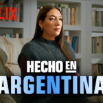 Escena de una producción de Netflix con una mujer en un living moderno y el concepto de contenidos realizados en Argentina