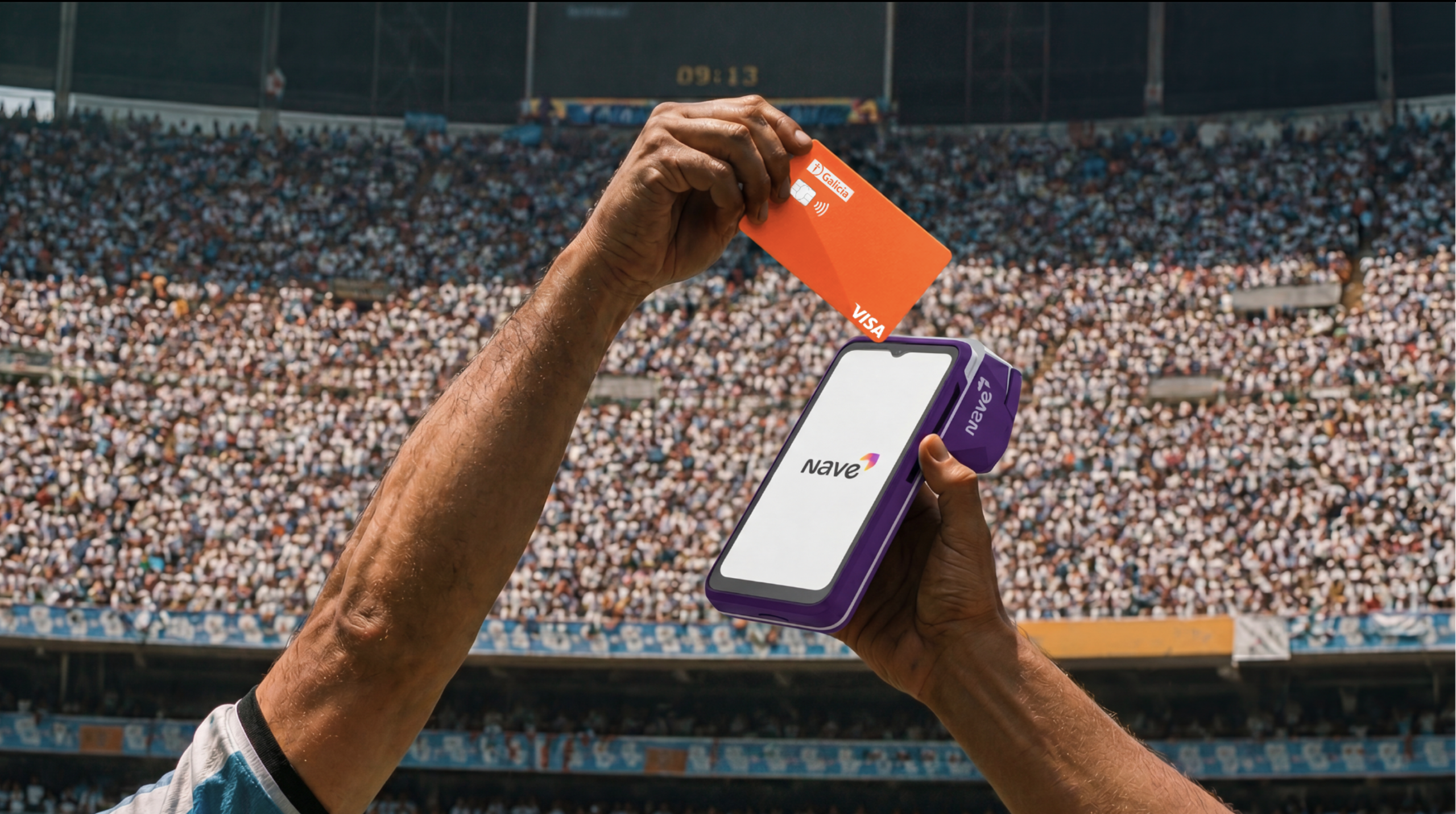 Imagen inspirada en la histórica “Mano de Dios”, donde una tarjeta Galicia aparece en una jugada recreada mediante inteligencia artificial dentro de un estadio de fútbol