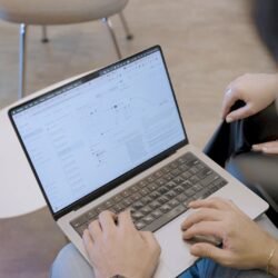 Medifé incorpora inteligencia artificial para facilitar la búsqueda de médicos y prestaciones en su cartilla inteligente