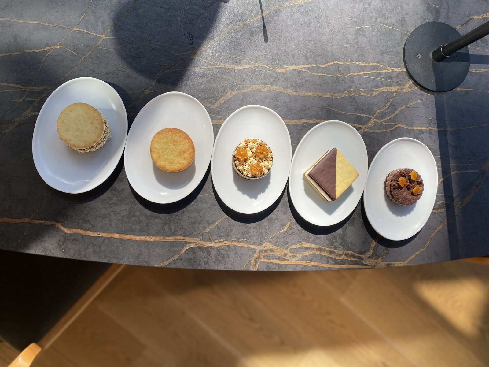Cinco alfajores Bravado de una propuesta que reinterpreta clásicos argentinos